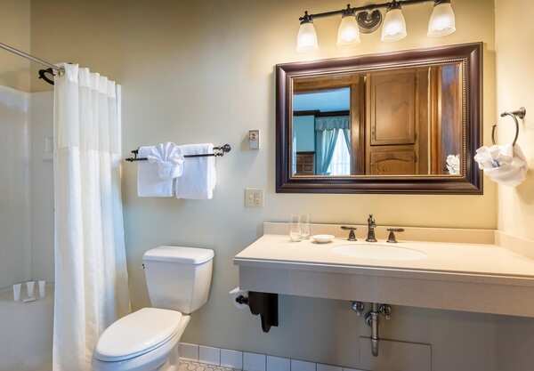 The Collins Room Photo 2