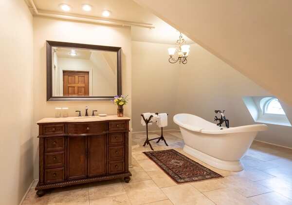 The Tower Suite Photo 5